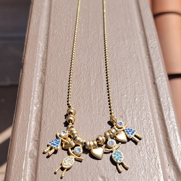 Vtg 30" Gold Tone Beaded Bracelet with Family Rhinestone Charms Hearts - Picture 6 of 6